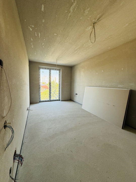 Apartament 3 camere, 93 de mp, situat pe str Brancusi!