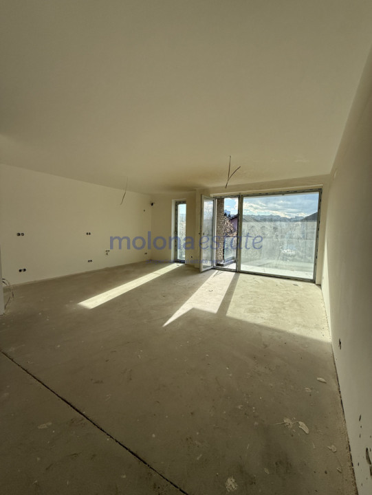Apartament 3 camere, 93 de mp, situat pe str Brancusi!