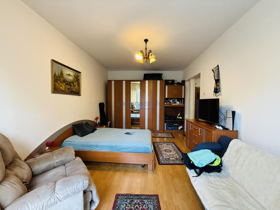 Apartment 1 camera, parcare, boxa, Gruia 