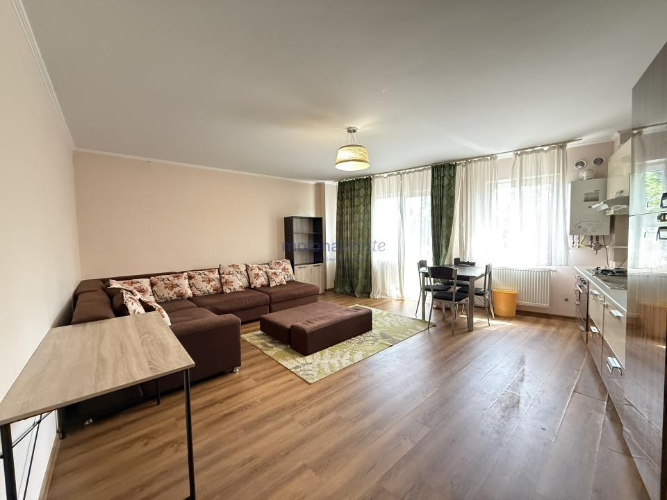 Apartament cu 2 camere de închiriat, Strada Gheorghe Lazăr