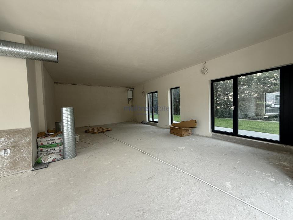 Spațiu Comercial 83 mp | Borhanci | Vitrină Mare | Vad Comercial Excelent