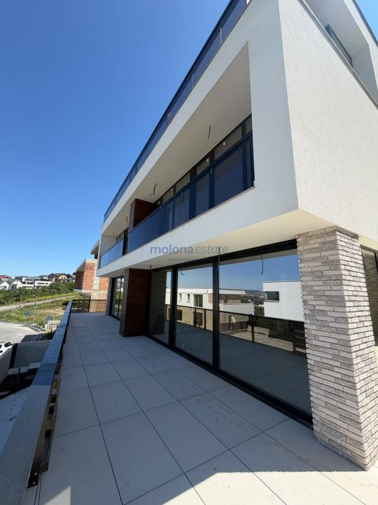 Duplex de vânzare în Europa  180 mp, str privata, Panoramă spre Cluj