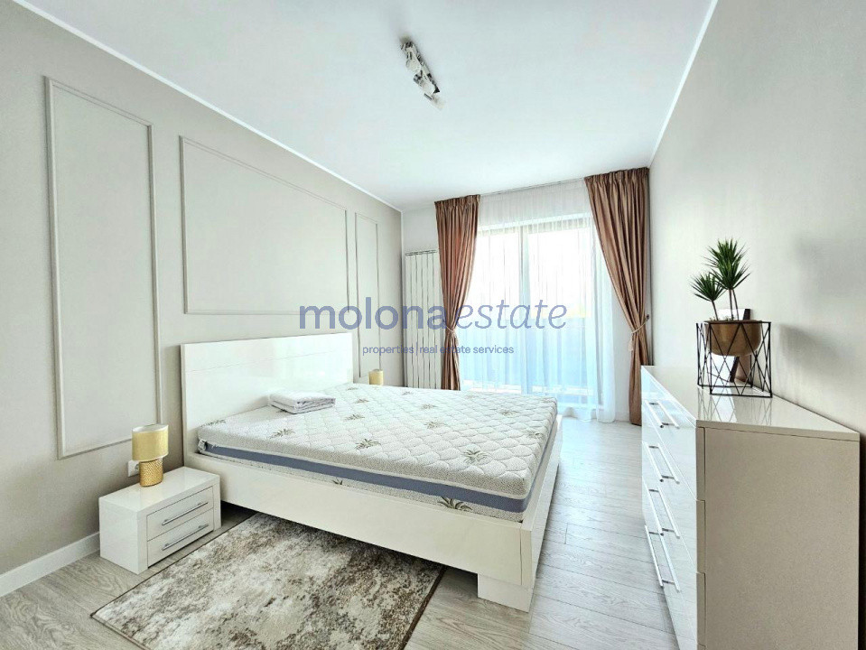 Apartament cu 4 camere, 105 mp si terasa cu garaj pe Observatorului!
