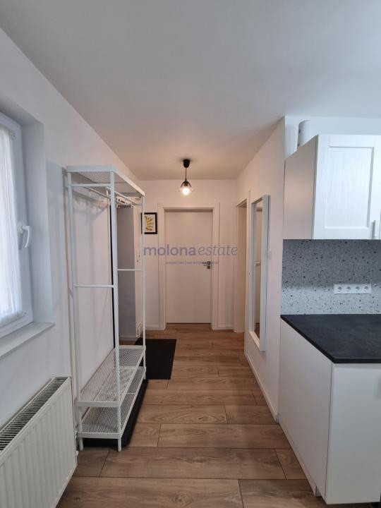 Apartament 1 camera, zona semicentrală, etaj 1, str Gorunului