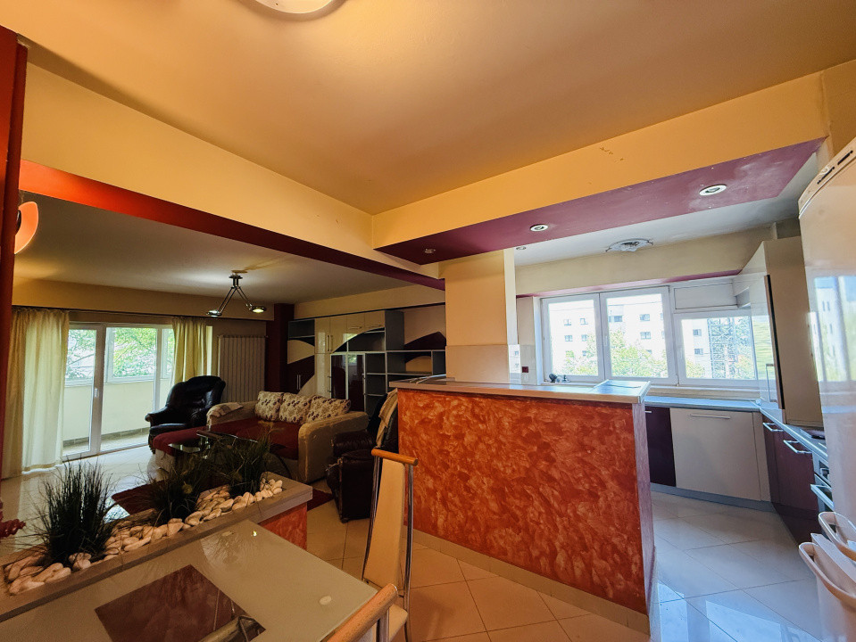 Apartament 4 camere, 105 mp, Bulevardul Titulescu, lângă clădirea Brinel
