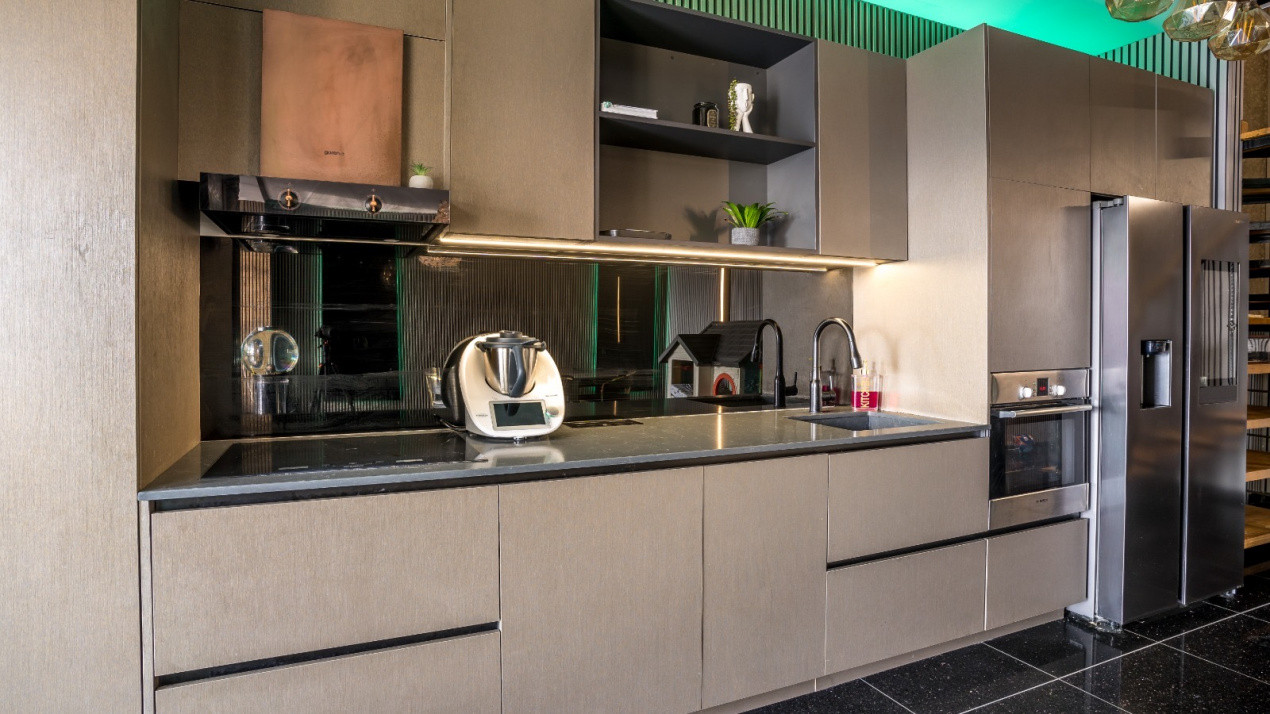 Vând Penthouse 130 mp + Terasă 40 mp | Grigorescu | Jacuzzi, Saună, Piscină