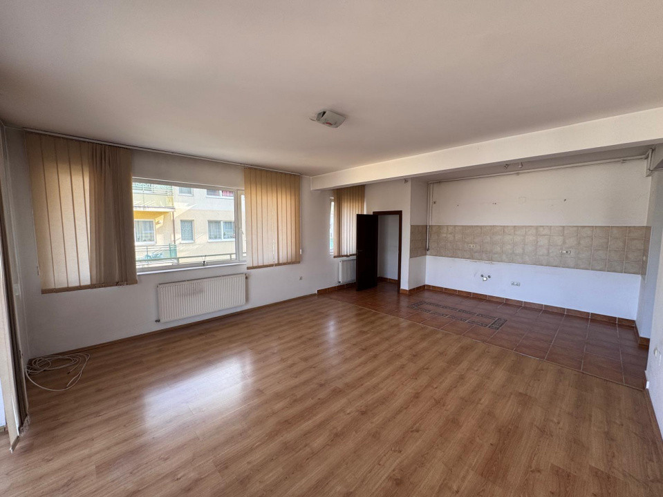 Apartament cu 2 camere, Cartier Buna ziua, Zona Grand Hotel Italia