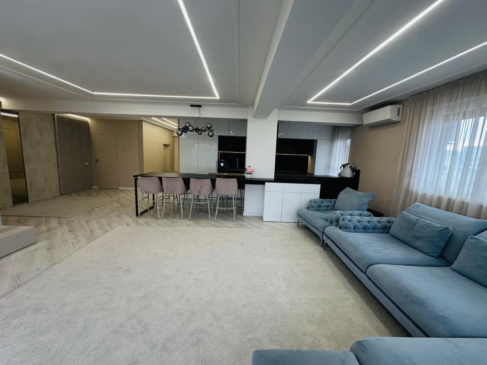 Unicat! 4 camere, 117 mp utili, 75 mp terasa, ultrafinisat 