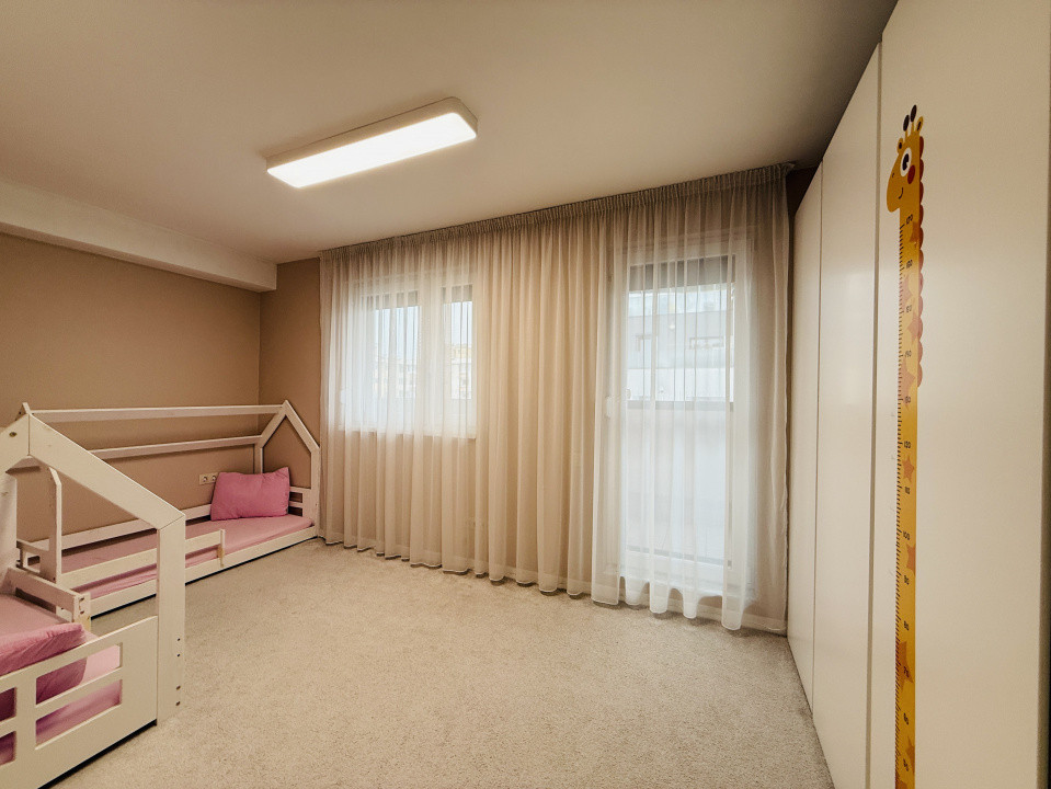 Unicat! 4 camere, 117 mp utili, 75 mp terasa, ultrafinisat 