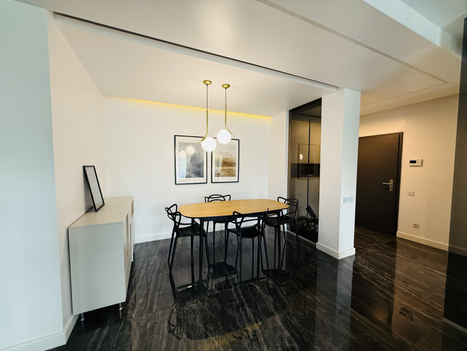 OPORTUNITATE! Apartament 3 camere, ultrafinisat, zona FSEGA! 