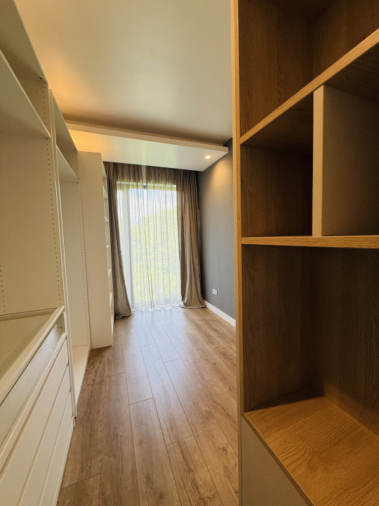 OPORTUNITATE! Apartament 3 camere, ultrafinisat, zona FSEGA! 