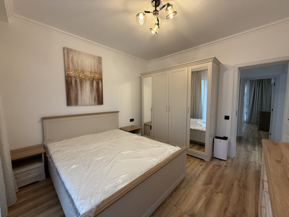 Apartament 3 camere , prima închiriere totul nou,  terasă 850 €