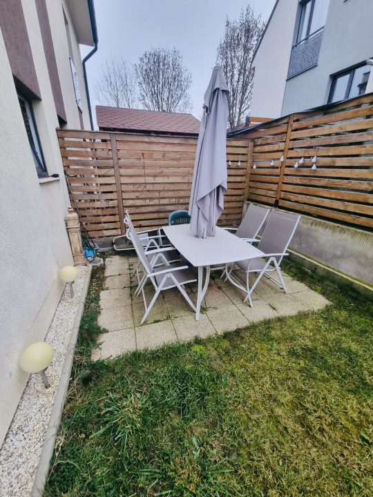 Apartament 2 camere, decomandat, 54 mp, cu terasă 27 mp ,Borhanci