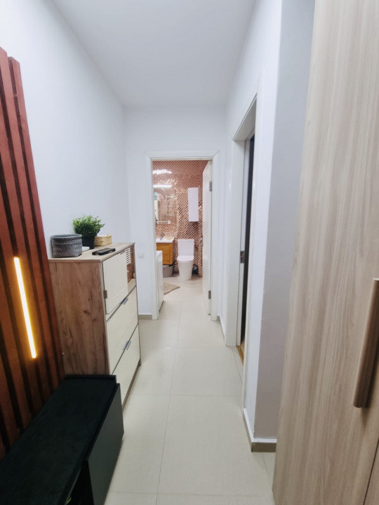Apartament 2 camere, decomandat, 54 mp, cu terasă 27 mp ,Borhanci