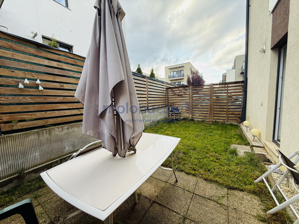 Apartament 2 camere, decomandat, 54 mp, cu terasă 27 mp ,Borhanci