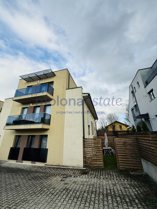 Apartament 2 camere, decomandat, 54 mp, cu terasă 27 mp ,Borhanci