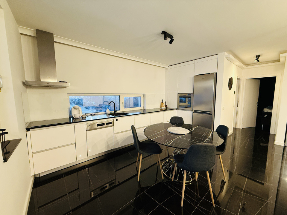 Apartament cu PANORAMĂ SUPERBĂ asupra Clujului 