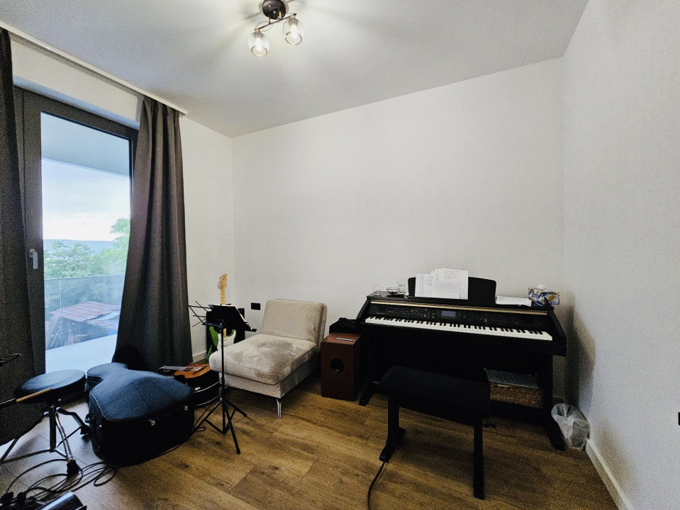 Proprietate rezidențială, cu două apartamente private, în Andrei Muresanu 