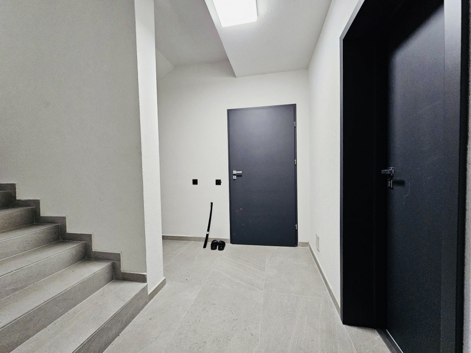 Proprietate rezidențială, cu două apartamente private, în Andrei Muresanu 