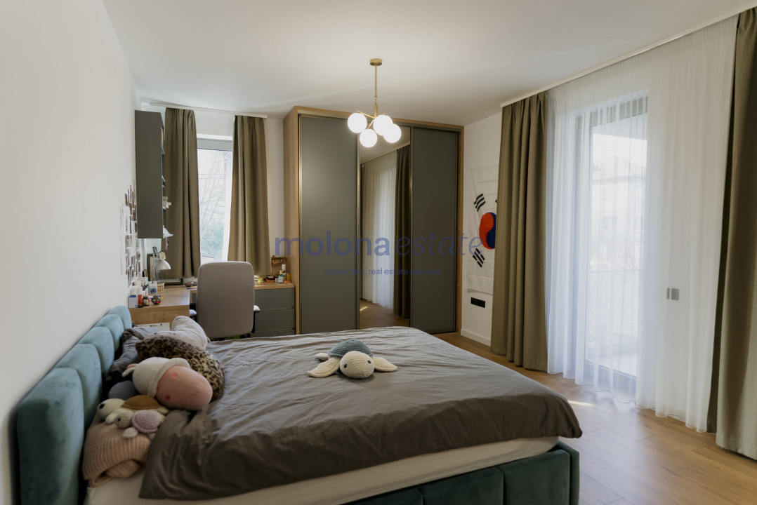 Proprietate rezidențială, cu două apartamente private, în Andrei Muresanu 