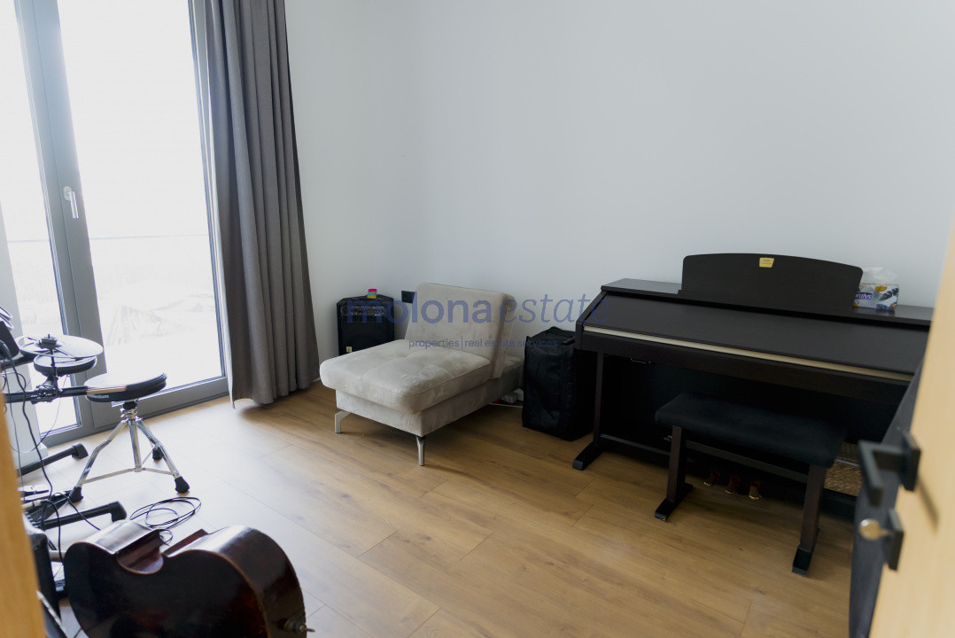 Proprietate rezidențială, cu două apartamente private, în Andrei Muresanu 