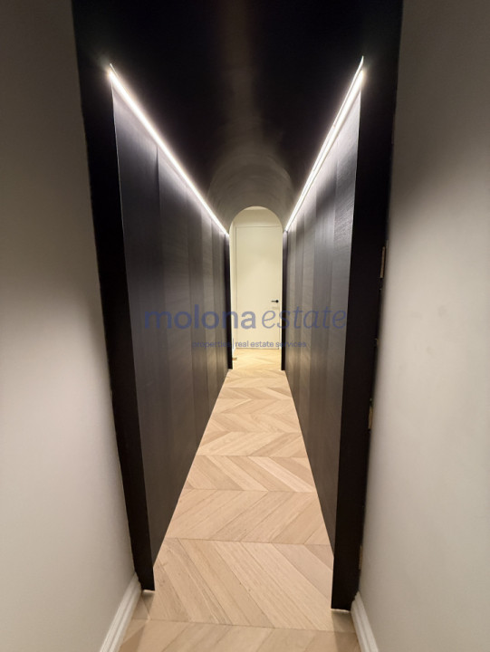 COMISION 0!!Apartament spectaculos într-o vilă interbelică,  100 mp, Armenească 