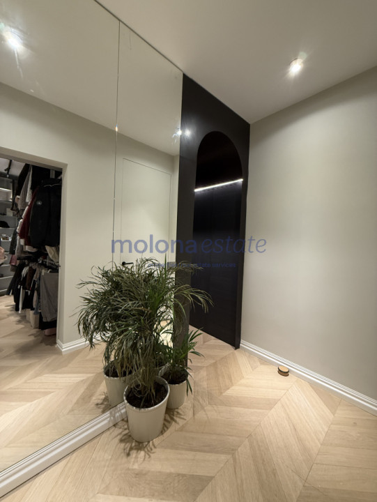 COMISION 0!!Apartament spectaculos într-o vilă interbelică,  100 mp, Armenească 