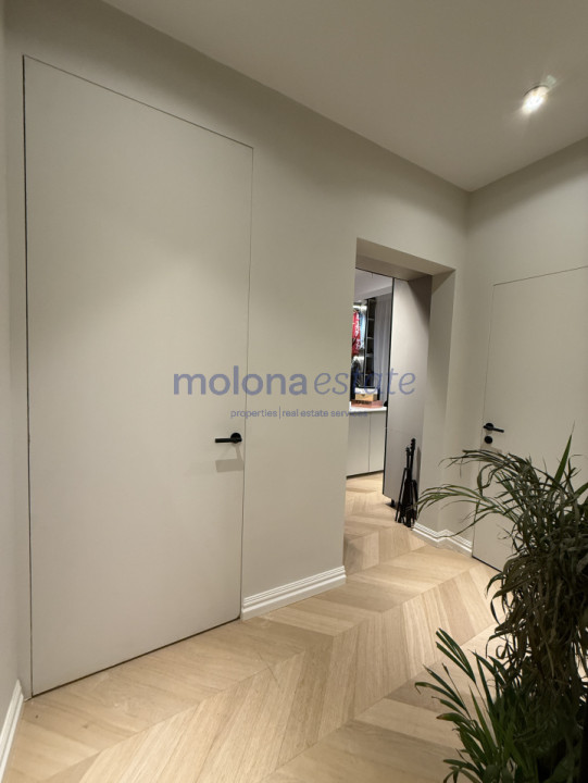 COMISION 0!!Apartament spectaculos într-o vilă interbelică,  100 mp, Armenească 