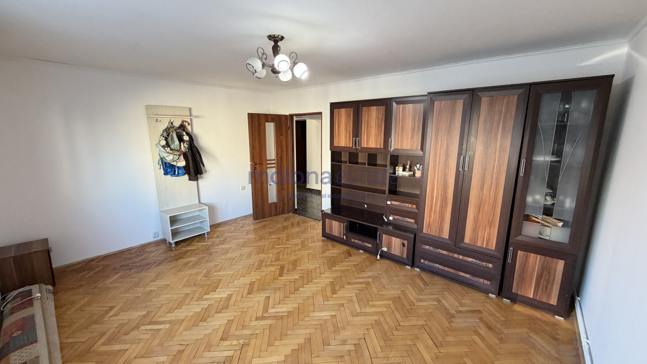 Apartament 3 camere , etaj intermediar, calea Dorobantilor 
