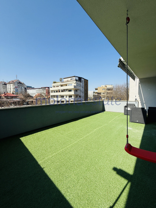 Apartament de vânzare 2, decomandate, 53 mp + terasă de 35 mp