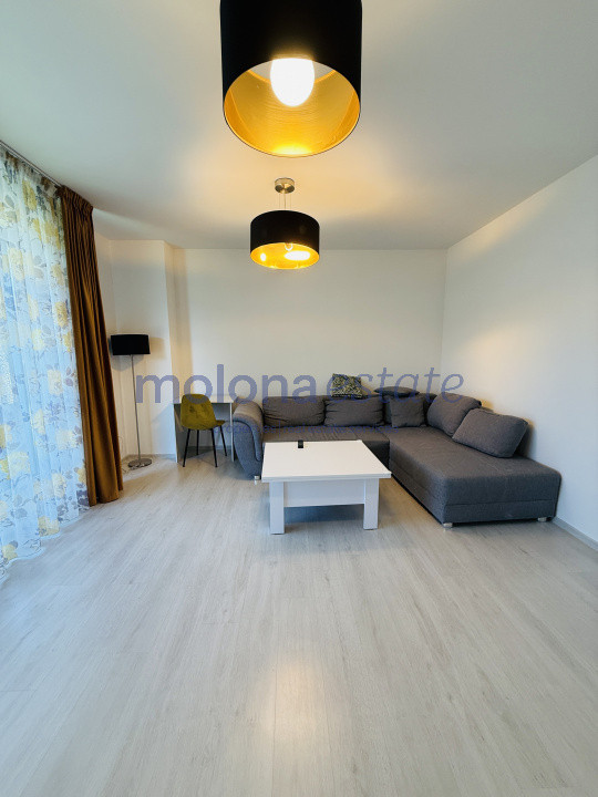 Apartament de vânzare 2, decomandate, 53 mp + terasă de 35 mp