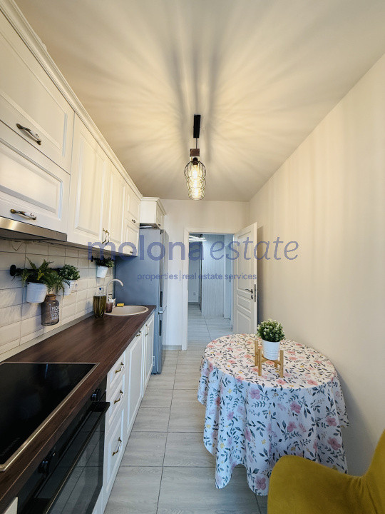 Apartament de vânzare 2, decomandate, 53 mp + terasă de 35 mp