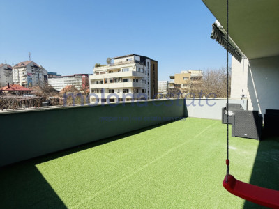 Apartament de vânzare 2, decomandate, 53 mp + terasă de 35 mp