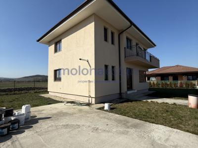 Exclusivitate, Ultima casă disponibilă,  3 dormitoare , 470 mp teren ,Jucu 