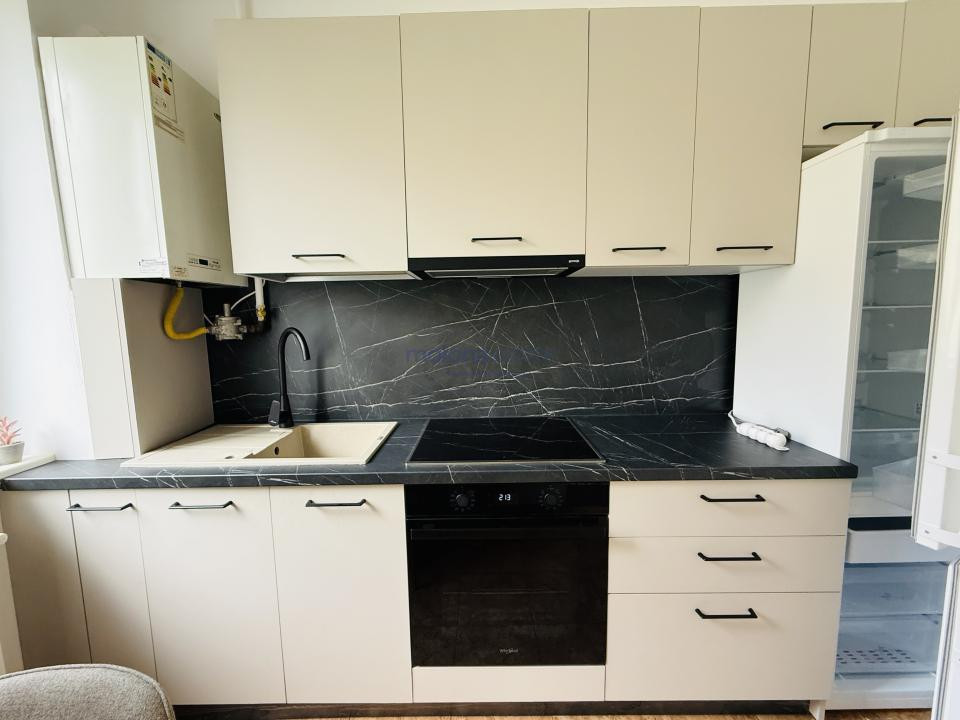 Apartament de închiriat ,cartier Andrei Mureșanu cu parcare inclusa 
