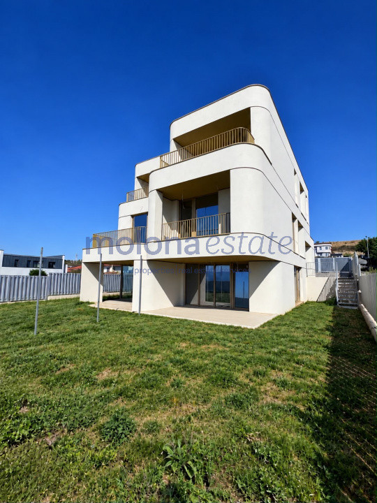 Duplex premium cu 5 camere,  150 mp utili , Voronet