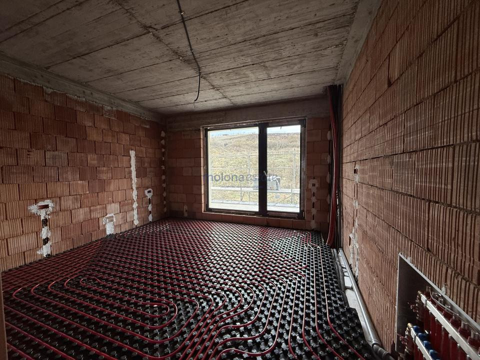 Duplex premium cu terasă panoramică rooftop, 195 mp utili și teren de 400 mp 